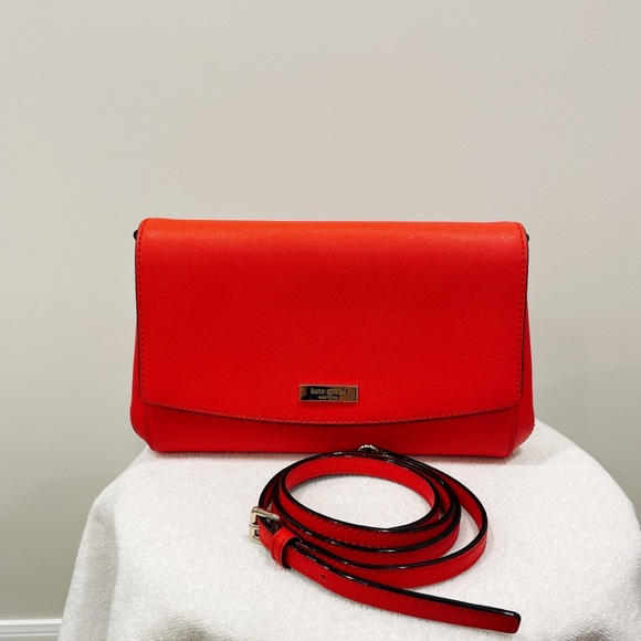Kate spade crossbody bag - Picture 2 of 2